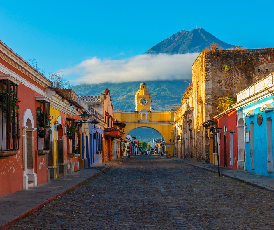 🌸 Antigua Awaits: Cobblestones, Color & Culture