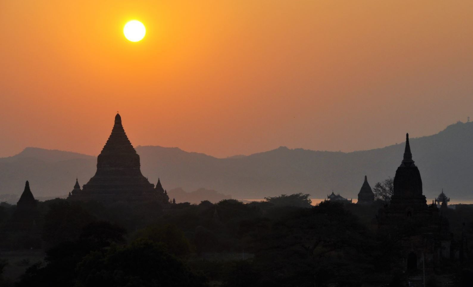 Myanmar Taaluma Tote (by Aaron John)